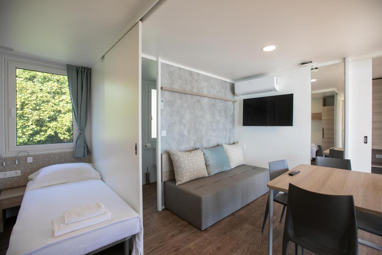 Amadria Park Deluxe Mobile Home Šibenik Buitenkant foto