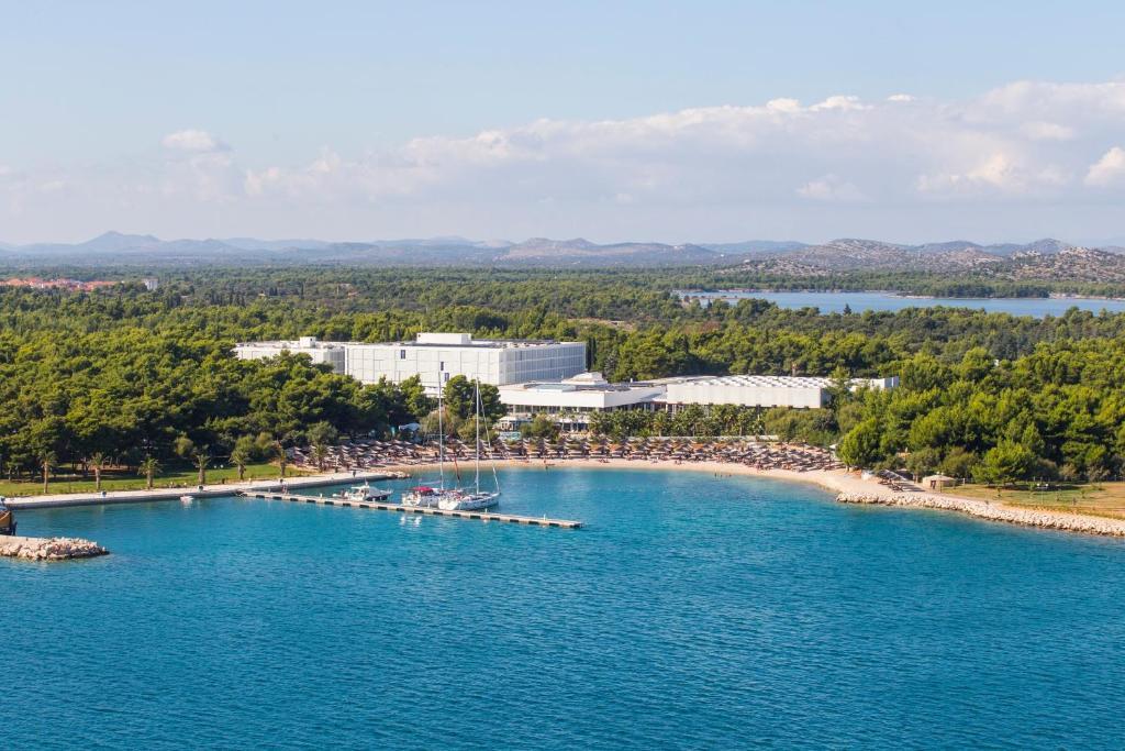 Deluxe Beach Mobile Homes Šibenik Buitenkant foto