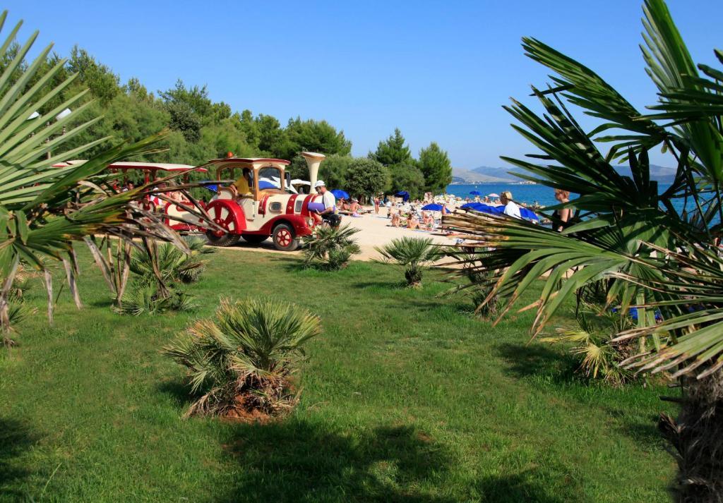 Deluxe Beach Mobile Homes Šibenik Buitenkant foto